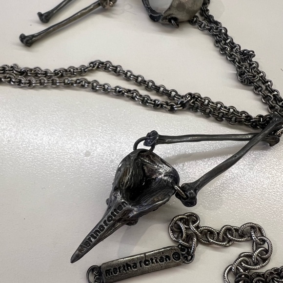 Black Bird Skull Necklace and Bone Earrings Set - Picture 11 of 11